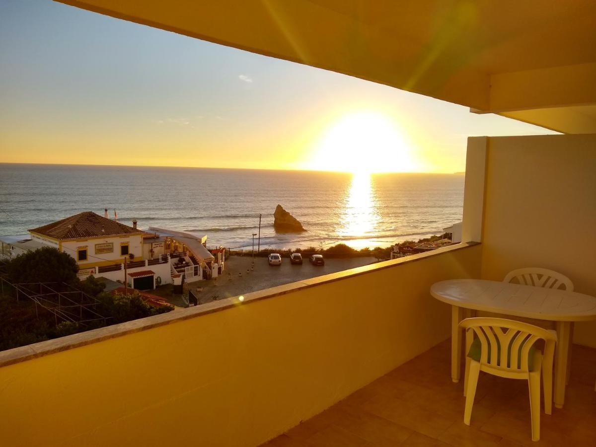 Rocha Praia Mar Beach Front Line Bay Portimao Luaran gambar